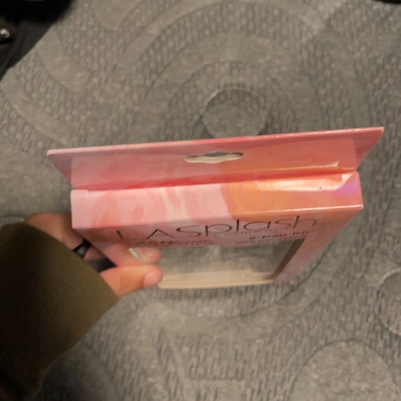 Brand New In Box LASplash 5 3D Faux Mink Lashes - Picture 10 of 11